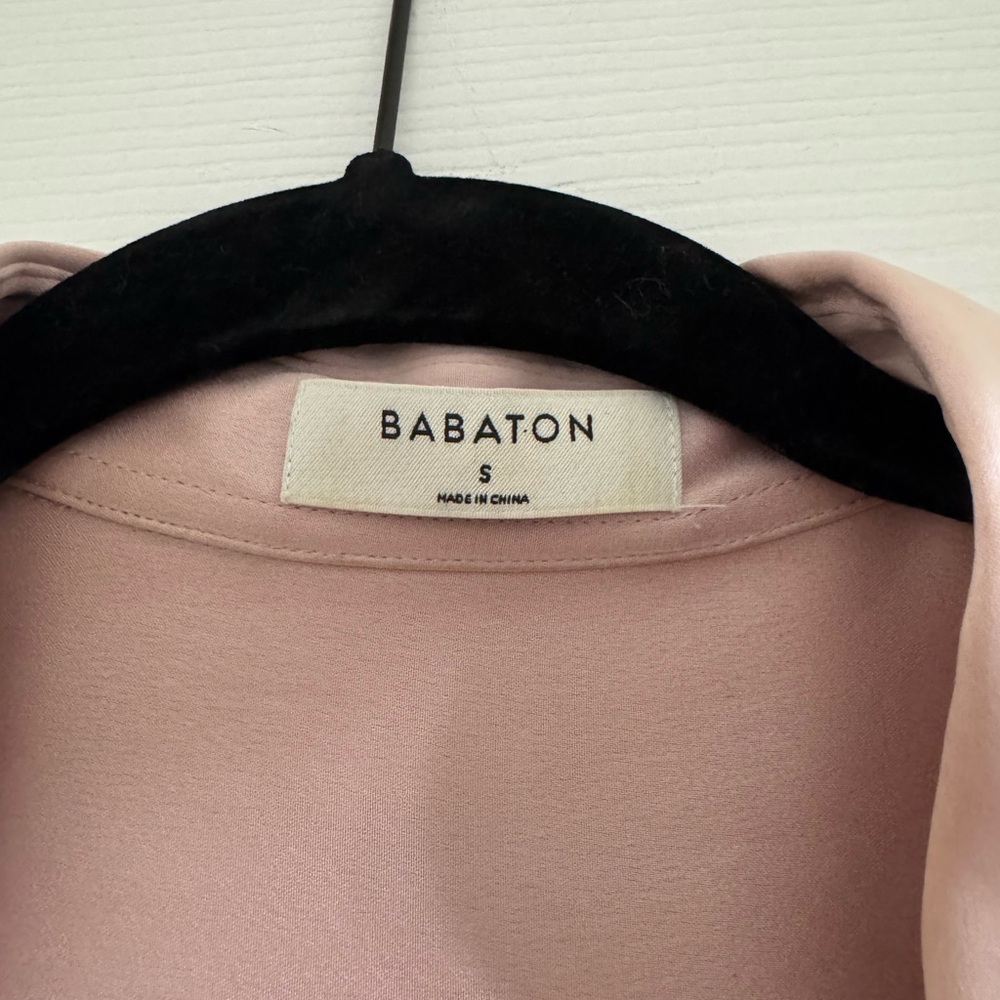 ARITZIA SILK BLOUSE - Picture 4 of 6